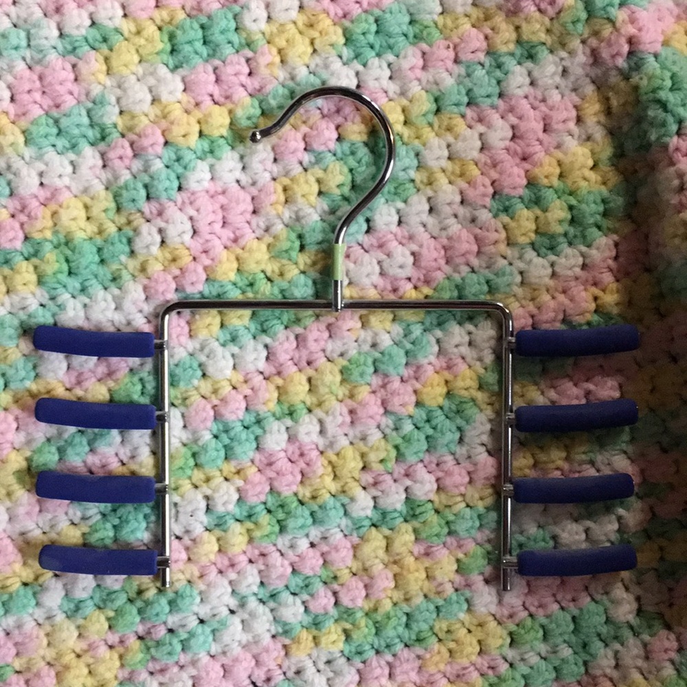 * free with bundle* Scarf or belt hanger